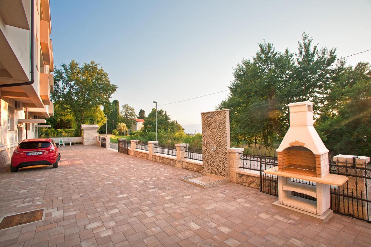 Apartments Maslina II Njivice Bagian luar foto