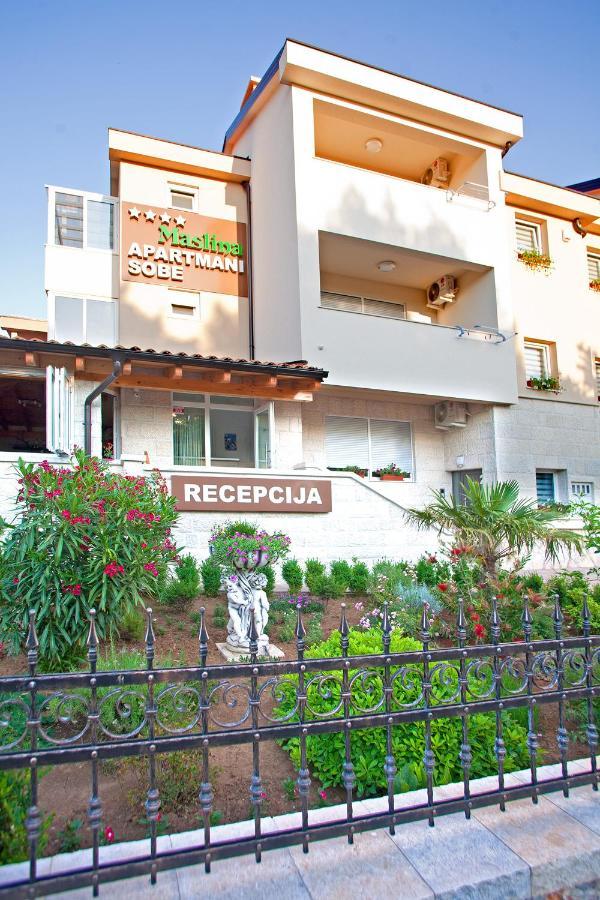 Apartments Maslina II Njivice Bagian luar foto