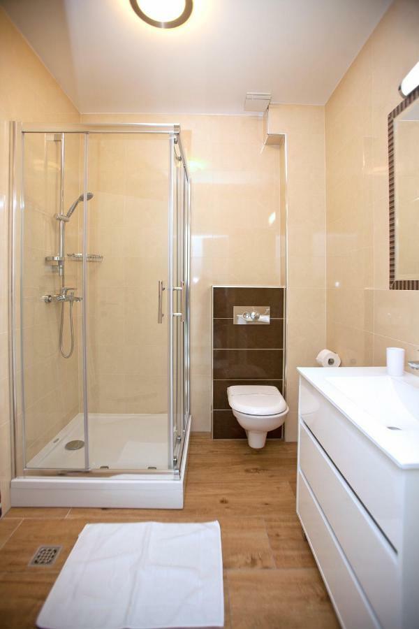 Apartments Maslina II Njivice Bagian luar foto